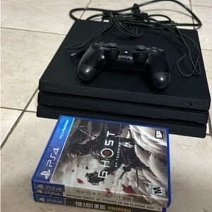 PS4 PRO